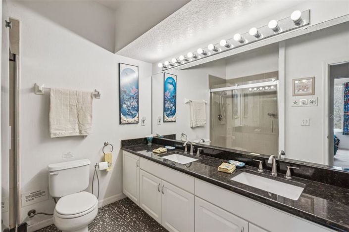 Image No.20-4 Bed Property for sale