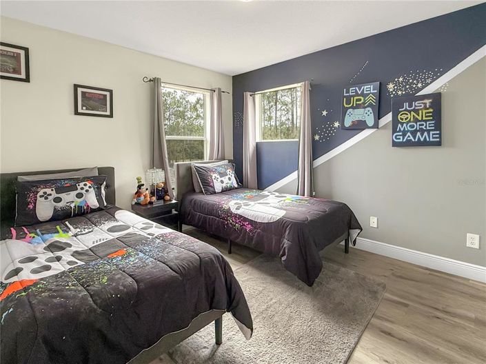 Image No.26-5 Bed Property for sale