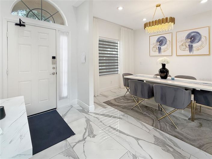 Image No.6-5 Bed Property for sale