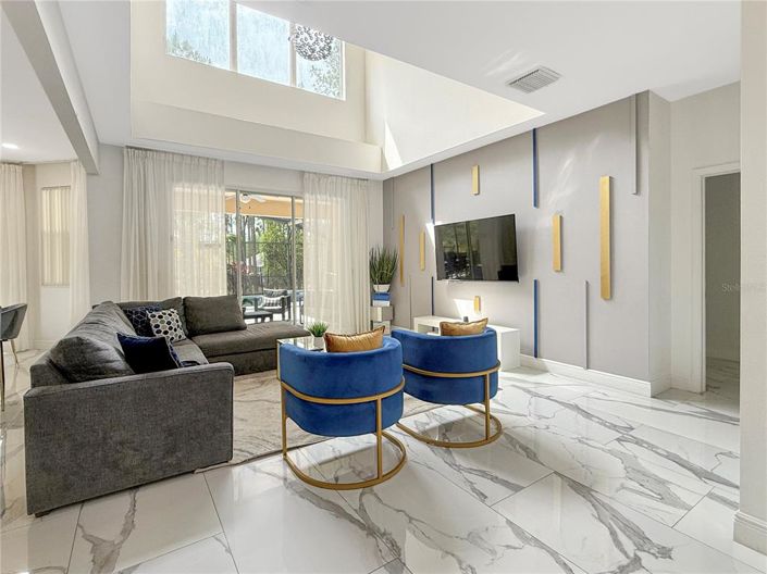 Image No.9-5 Bed Property for sale