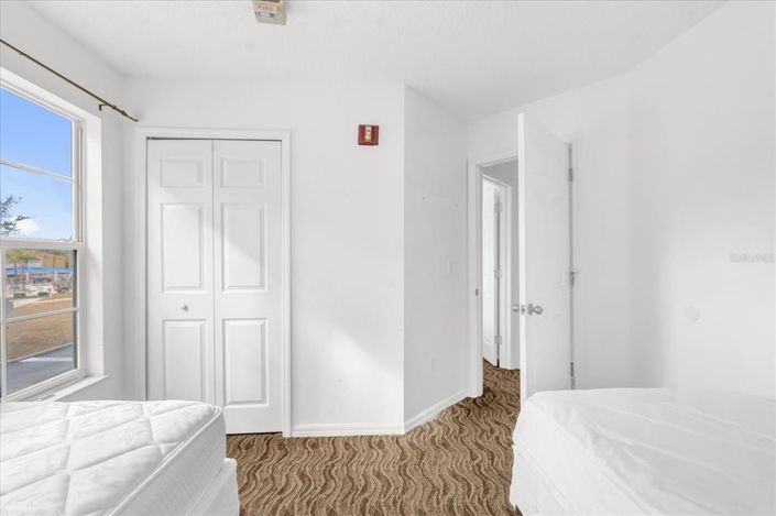 Image No.14-4 Bed Townhouse for sale