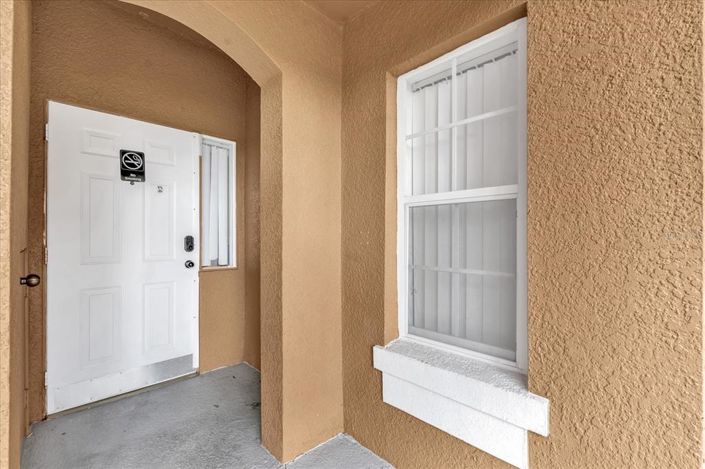 Image No.24-4 Bed Townhouse for sale