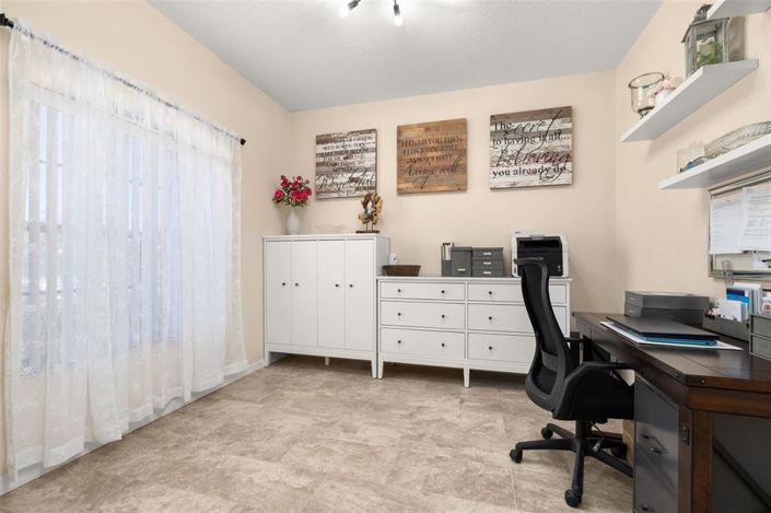 Image No.22-5 Bed Property for sale