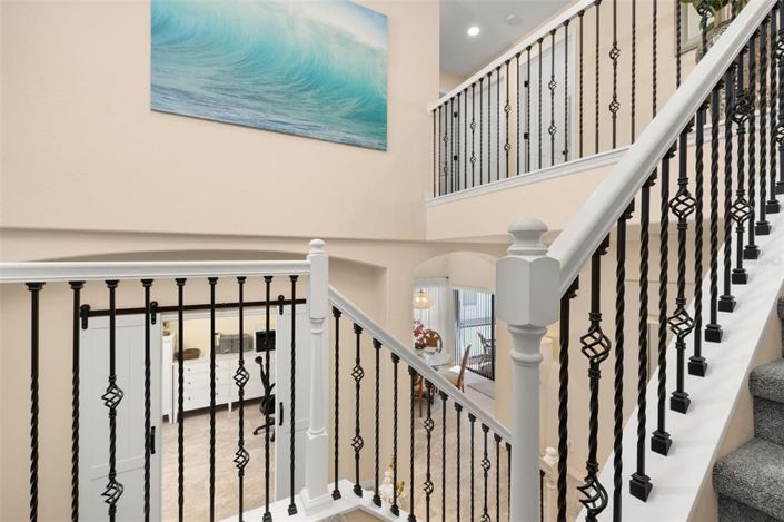 Image No.26-5 Bed Property for sale