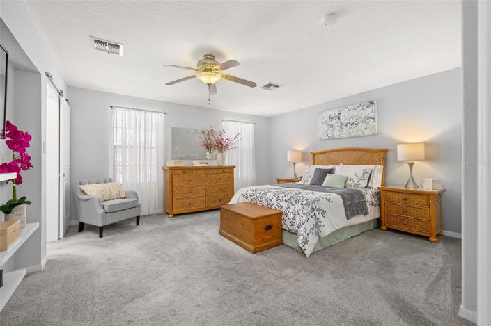 Image No.29-5 Bed Property for sale