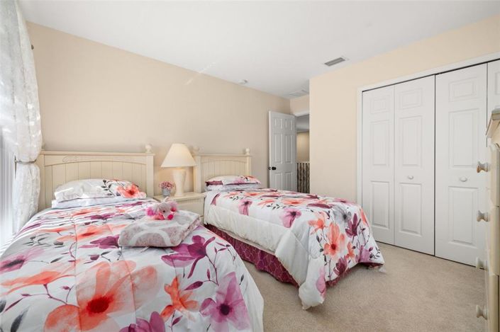 Image No.47-5 Bed Property for sale