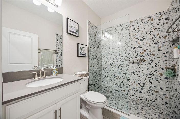 Image No.28-4 Bed Property for sale