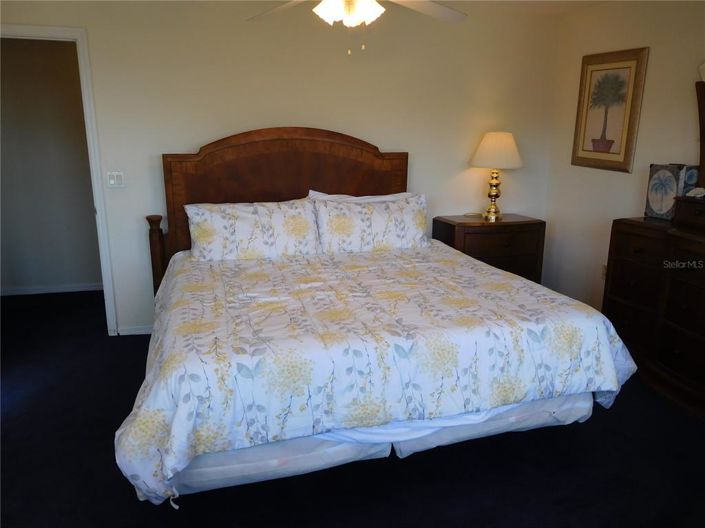 Image No.24-5 Bed Property for sale