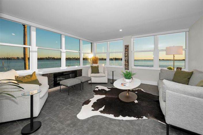 Image No.21-2 Bed Property for sale