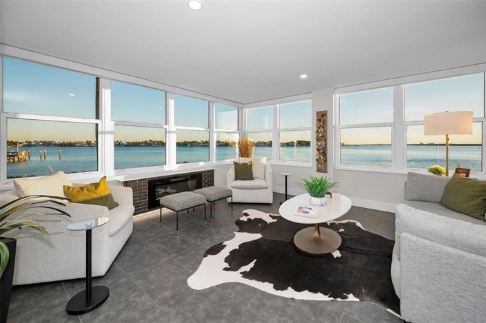 Image No.24-2 Bed Property for sale