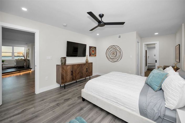 Image No.36-2 Bed Property for sale