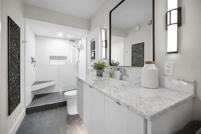 Image No.41-2 Bed Property for sale