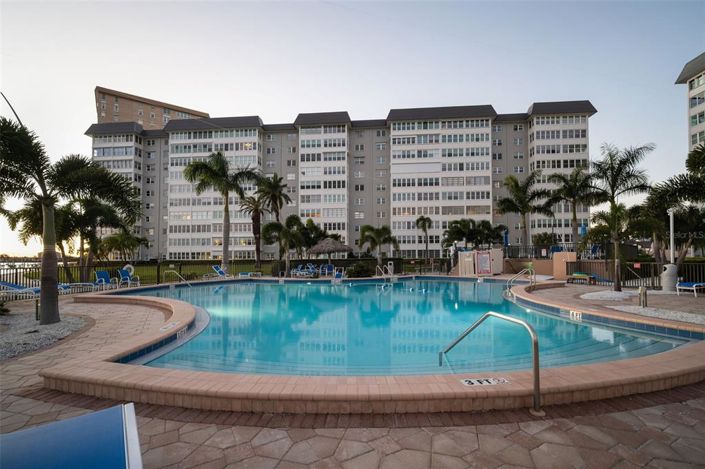 Image No.52-2 Bed Property for sale