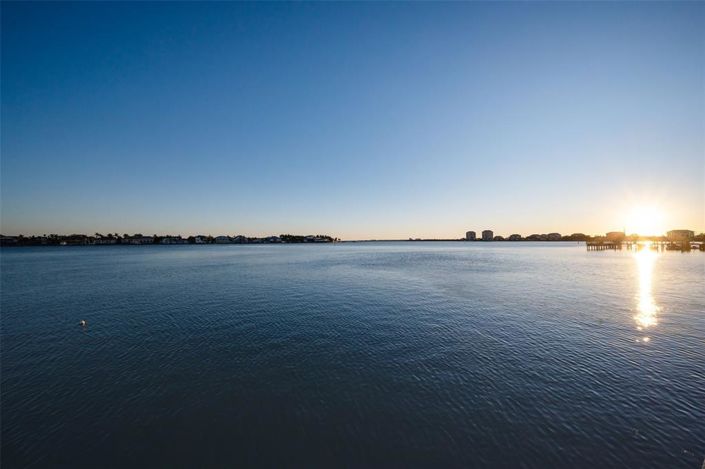 Image No.60-2 Bed Property for sale