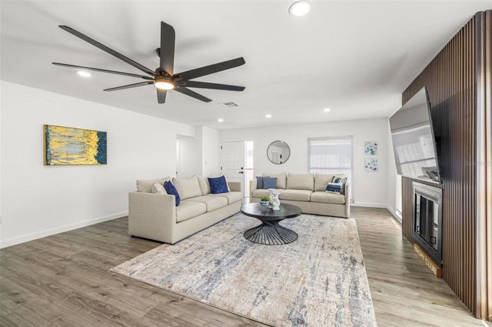 Image No.11-3 Bed Property for sale