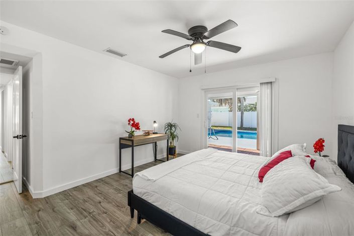 Image No.21-3 Bed Property for sale