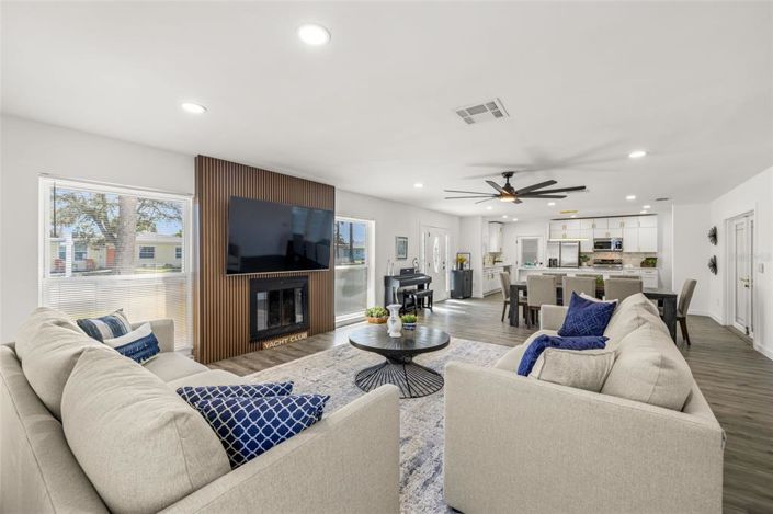 Image No.4-3 Bed Property for sale