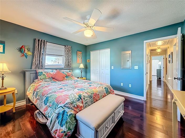 Image No.39-2 Bed Property for sale