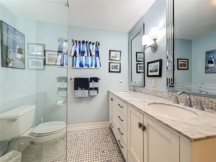 Image No.41-2 Bed Property for sale