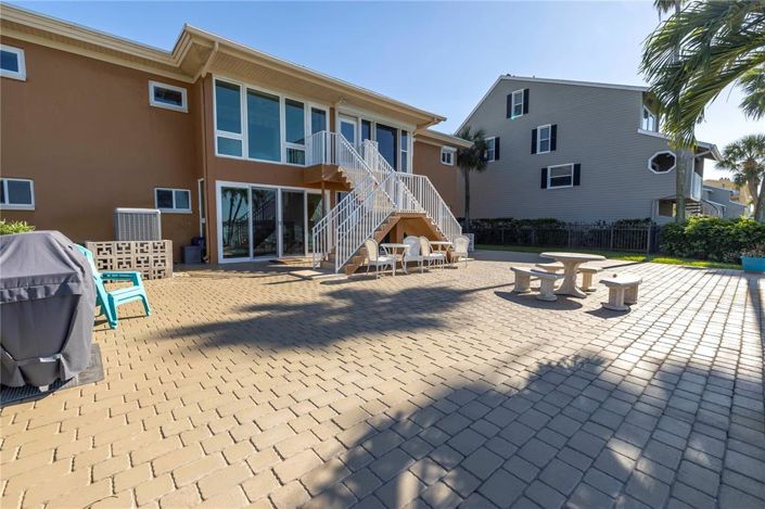 Image No.39-2 Bed Property for sale