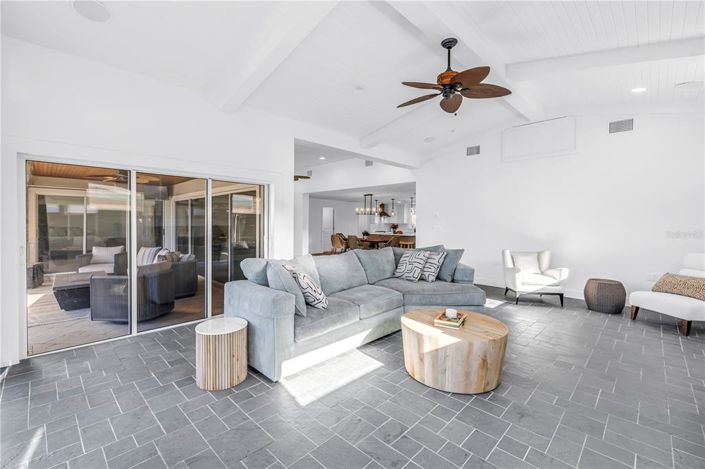 Image No.25-3 Bed Property for sale