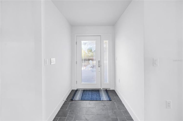 Image No.3-3 Bed Property for sale