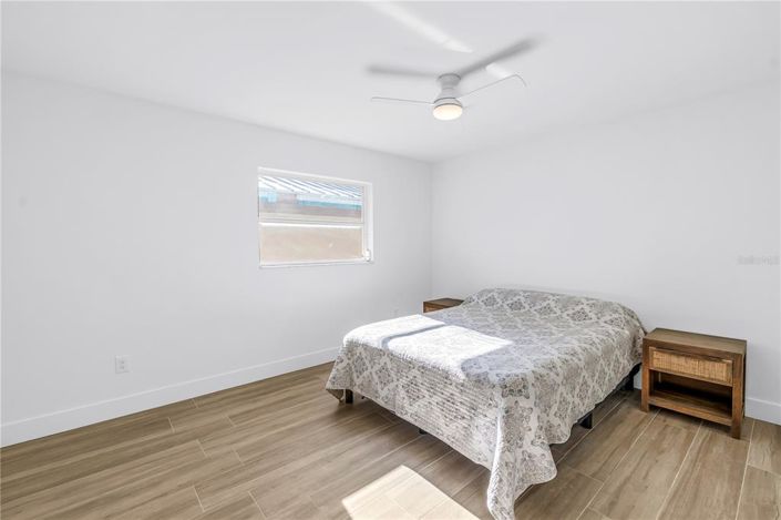 Image No.36-3 Bed Property for sale