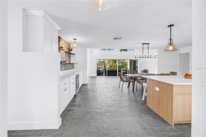 Image No.4-3 Bed Property for sale