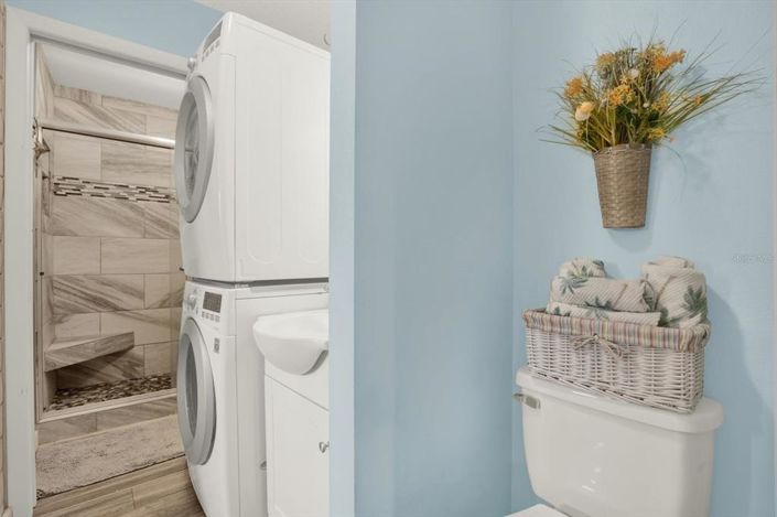 Image No.14-2 Bed Property for sale