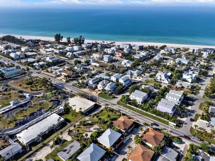 Image No.18-2 Bed Property for sale