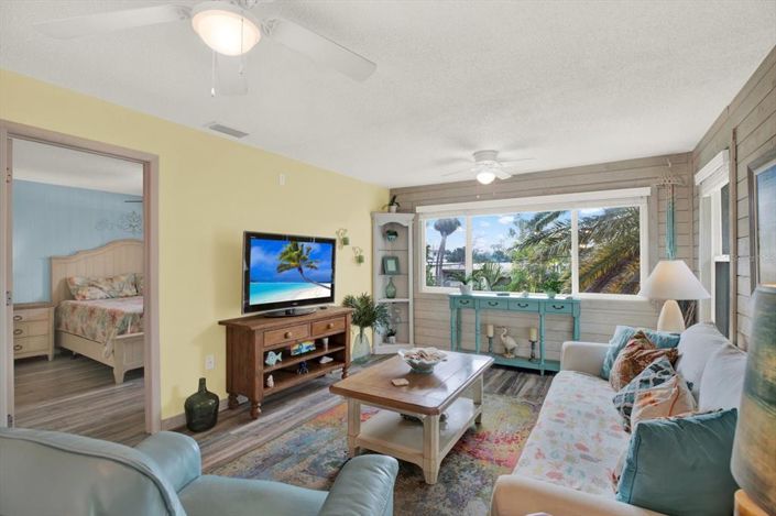 Image No.5-2 Bed Property for sale