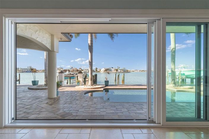 Image No.15-3 Bed Property for sale