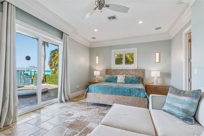 Image No.20-3 Bed Property for sale