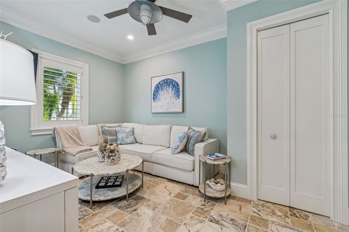 Image No.27-3 Bed Property for sale