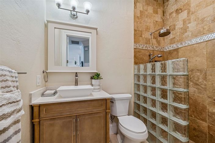 Image No.29-3 Bed Property for sale