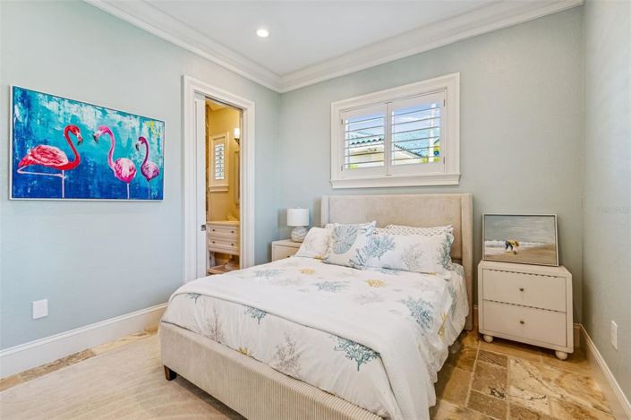 Image No.31-3 Bed Property for sale