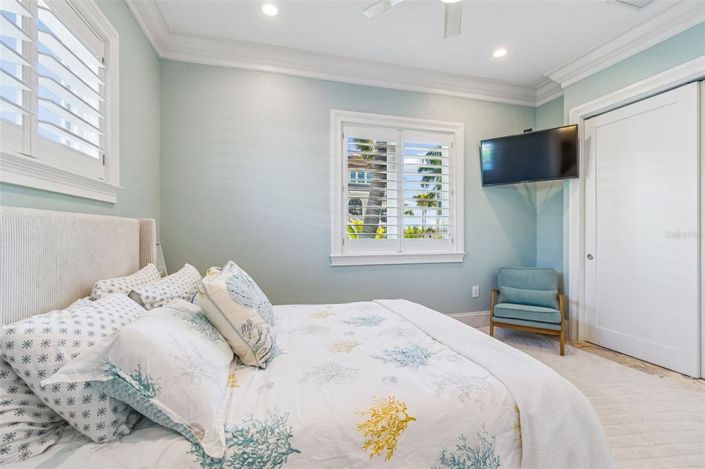 Image No.32-3 Bed Property for sale