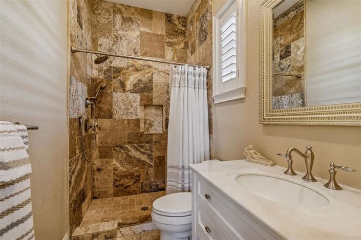 Image No.33-3 Bed Property for sale