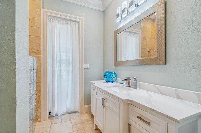 Image No.37-3 Bed Property for sale