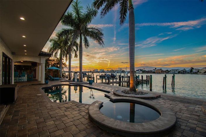 Image No.55-3 Bed Property for sale