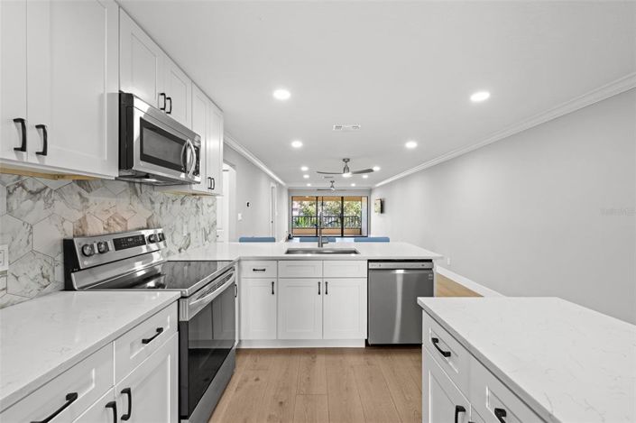 Image No.12-2 Bed Property for sale