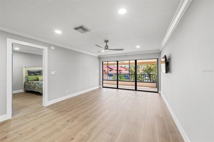 Image No.22-2 Bed Property for sale