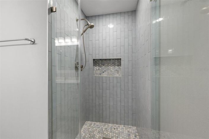 Image No.28-2 Bed Property for sale