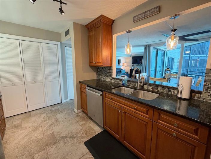 Image No.14-2 Bed Property for sale