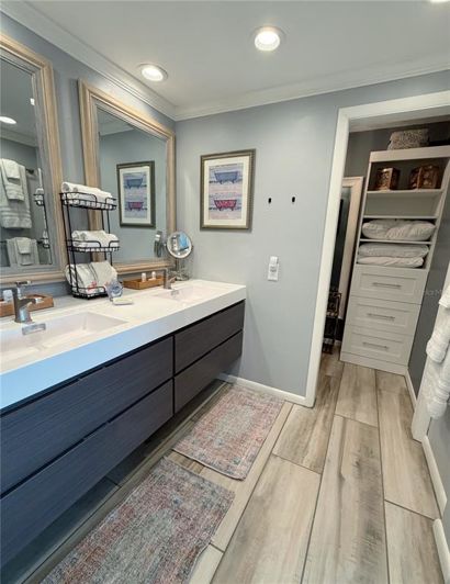 Image No.25-2 Bed Property for sale