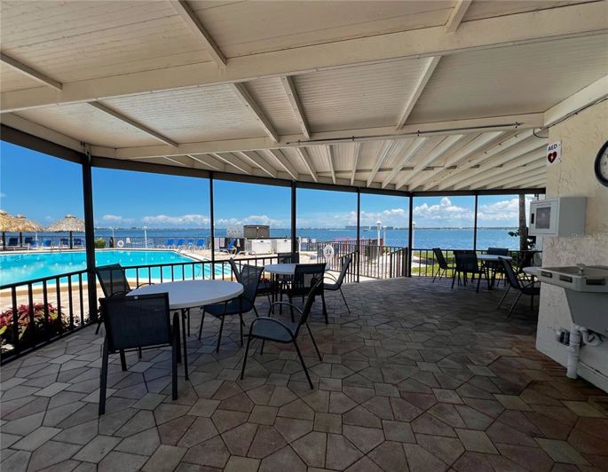 Image No.32-2 Bed Property for sale