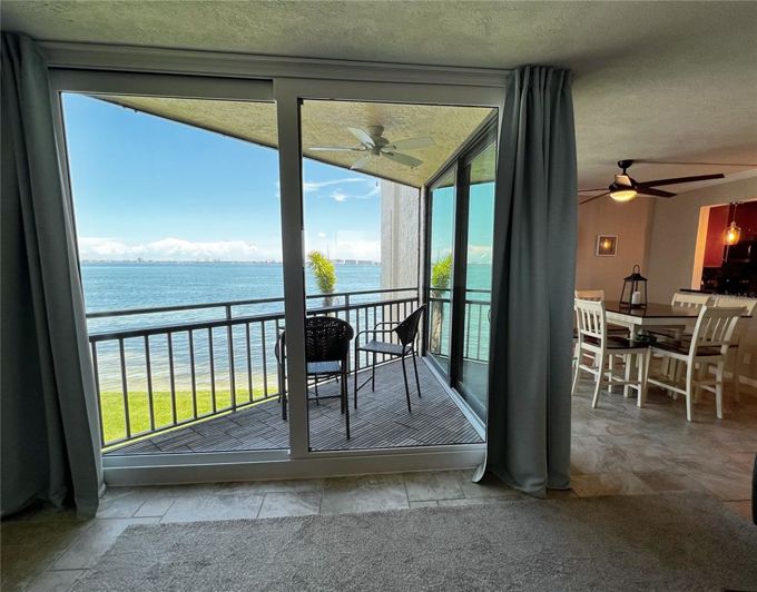 Image No.6-2 Bed Property for sale