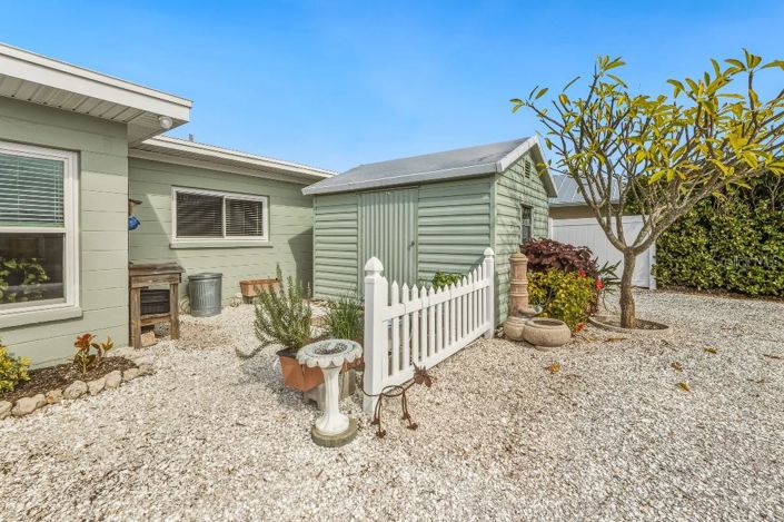 Image No.16-2 Bed Property for sale