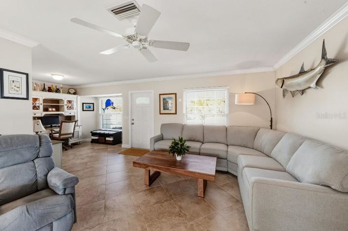 Image No.3-2 Bed Property for sale