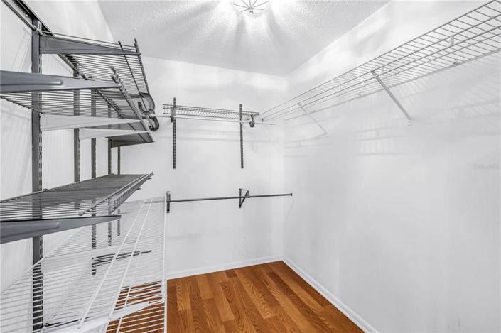 Image No.15-3 Bed Property for sale